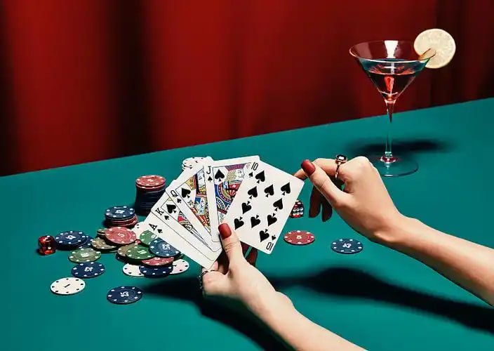 ttjili platform overview showing mobile casino and sports betting for Filipino players